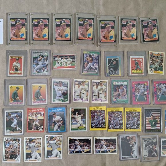 👣Mark McGwire Future HOF - 39 Card Lot - Rookies